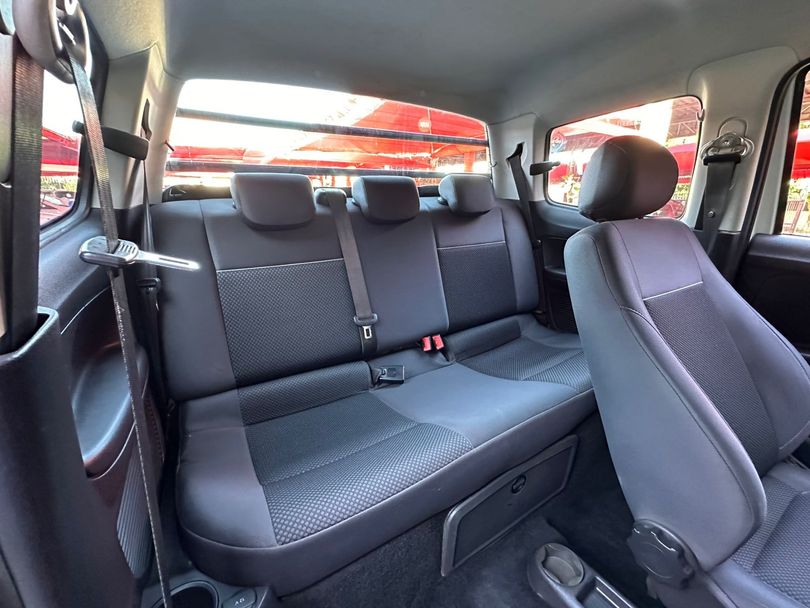 VolksWagen Saveiro Robust 1.6 Total Flex 16V 