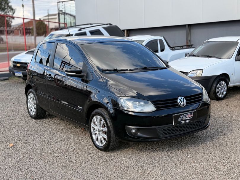 VolksWagen Fox 1.0 Mi Total Flex 8V 3p