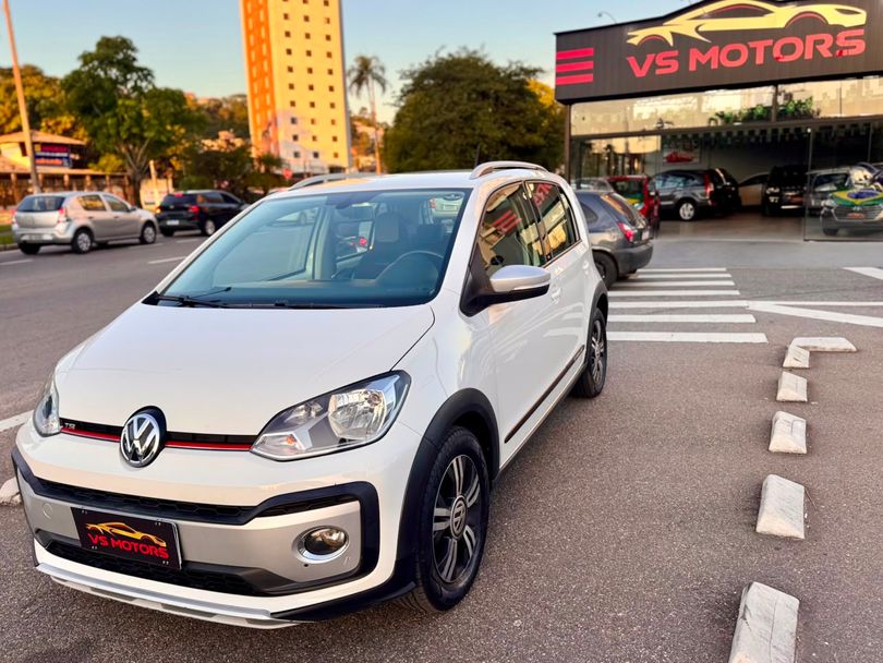 VolksWagen up! cross 1.0 TSI Total Flex 12V 5p