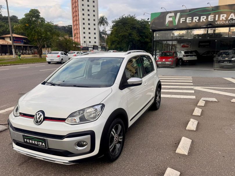 VolksWagen up! cross 1.0 TSI Total Flex 12V 5p