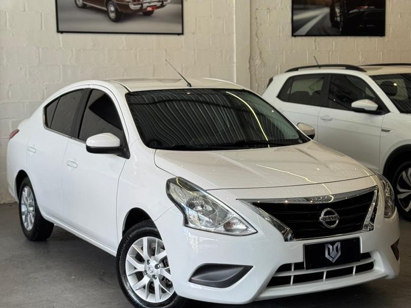 Nissan VERSA SV 1.6 16V FlexStart 4p Aut.