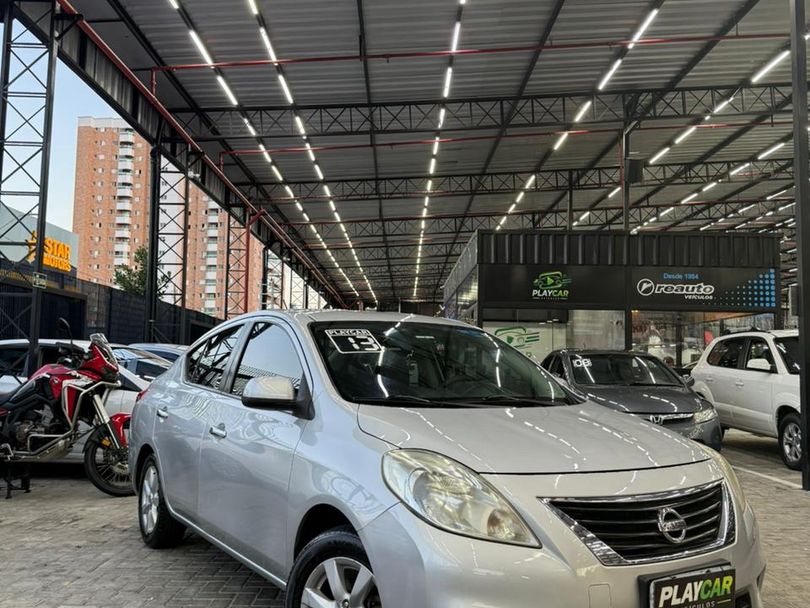 Nissan VERSA SV 1.6 16V Flex Fuel 4p Mec.