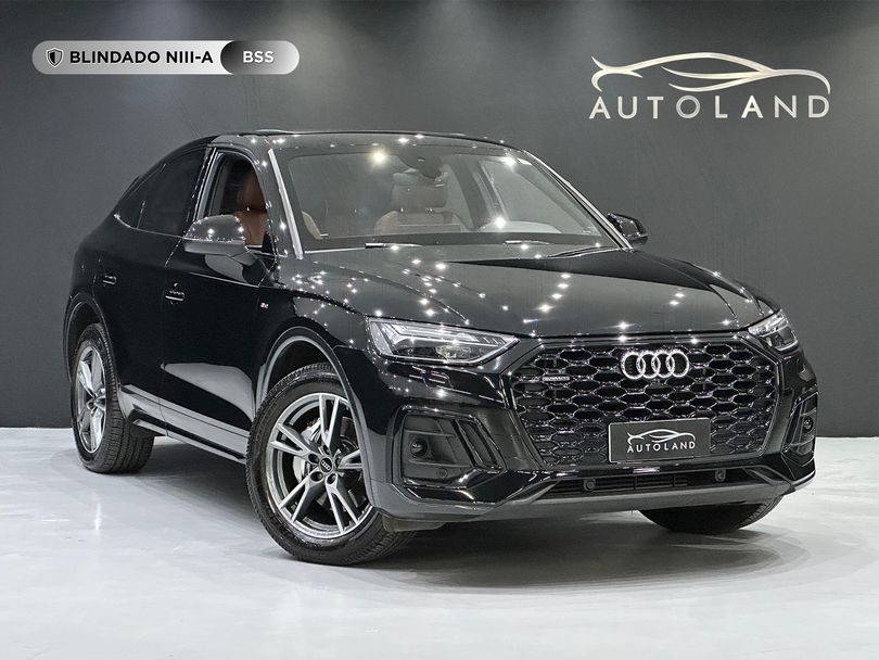 Audi Q5 SB P Black. 2.0 TFSIe S.Tr. Qt (Hib.)