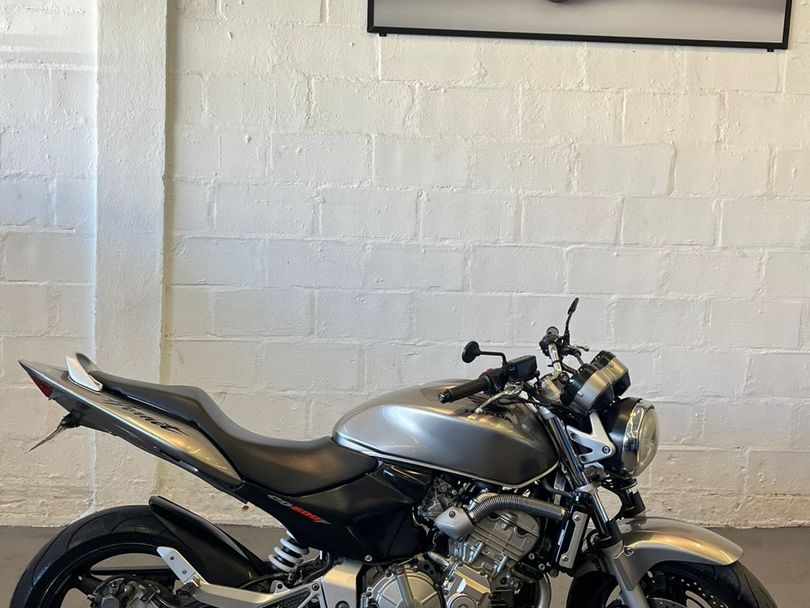 HONDA CB 600F HORNET