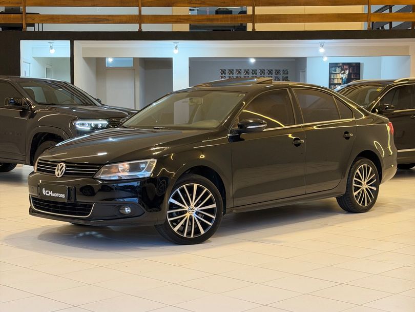 VolksWagen JETTA Comfortline 2.0 T.Flex 8V 4p Tipt.
