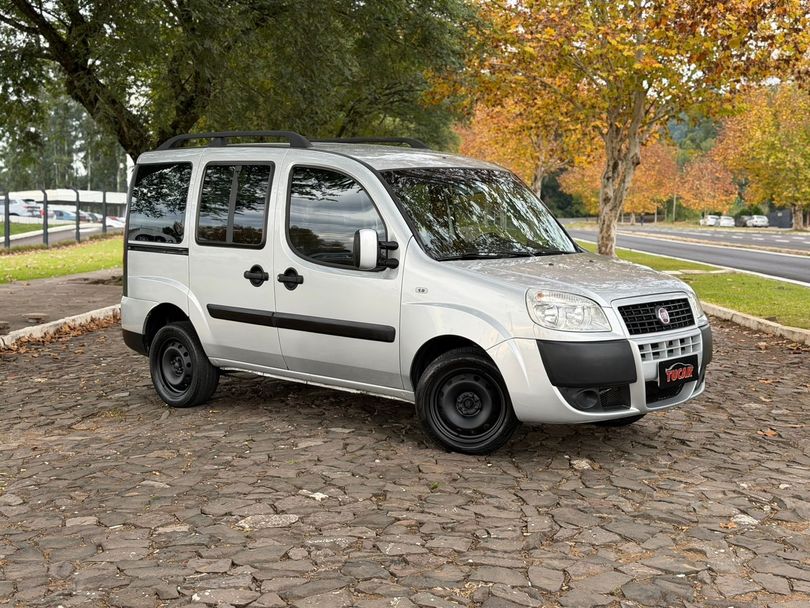 Fiat Doblo ESSENCE 1.8 Flex 16V 5p
