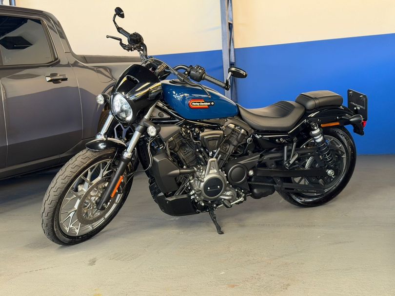 Harley NIGHTSTER SPECIAL