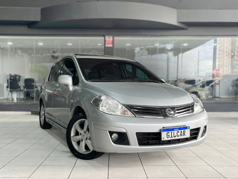 Nissan TIIDA SL 1.8/1.8 Flex 16V Aut.