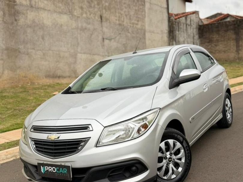 Chevrolet ONIX HATCH LT 1.0 8V FlexPower 5p Mec.