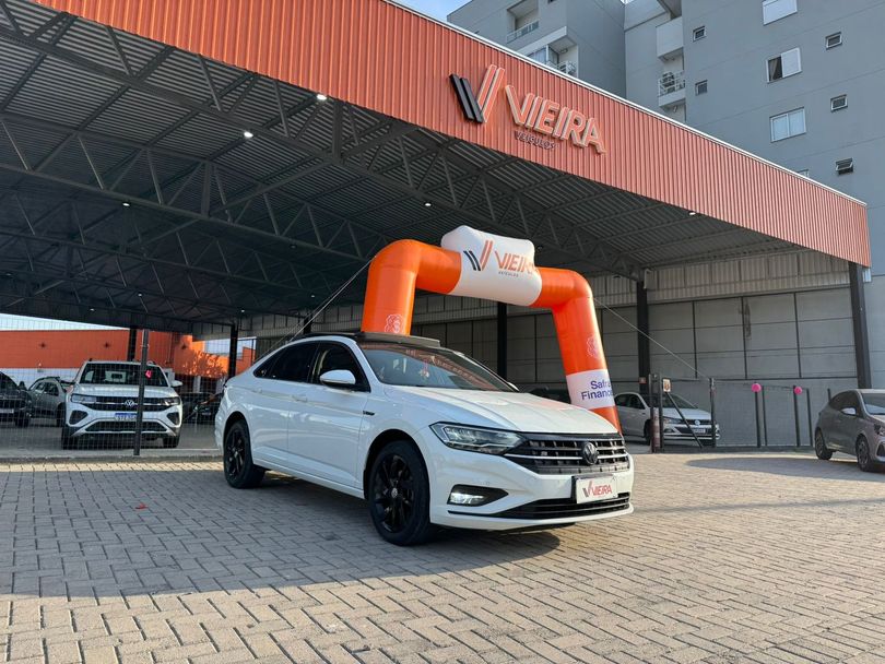 VolksWagen JETTA Comfort. 250 TSI 1.4 Flex 16v Aut.