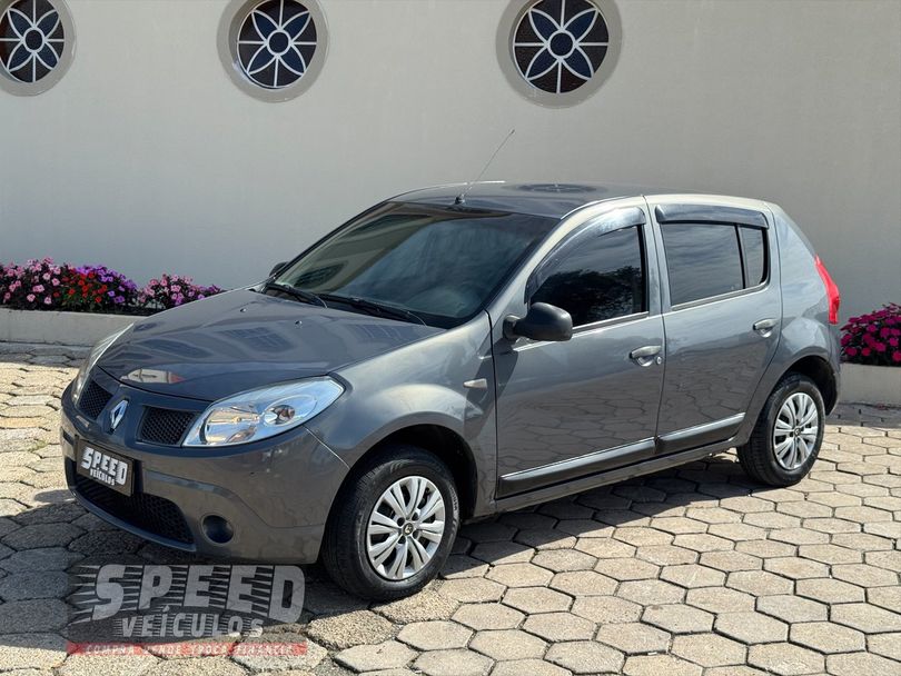 Renault SANDERO Authentique Hi-Flex 1.0 16V 5p