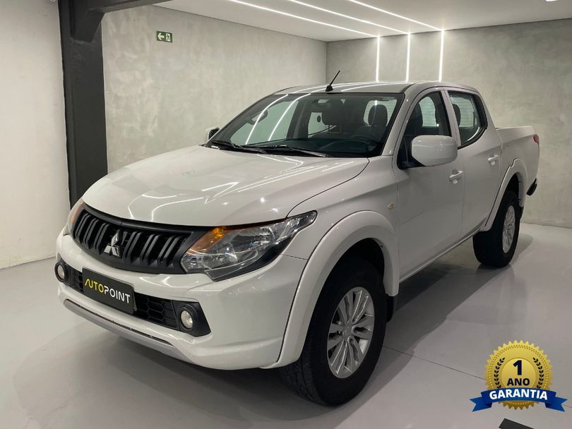 Mitsubishi L200 Tri. Outd. GLX 2.4 CD 4x4 Die. Mec.