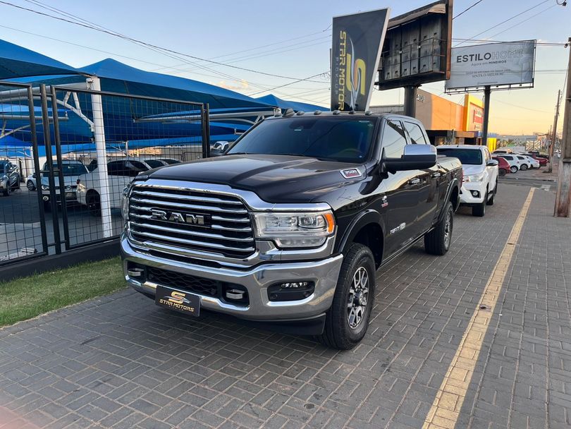 RAM 3500 LIMITED LONGHORN 6.7 TB CD Diesel