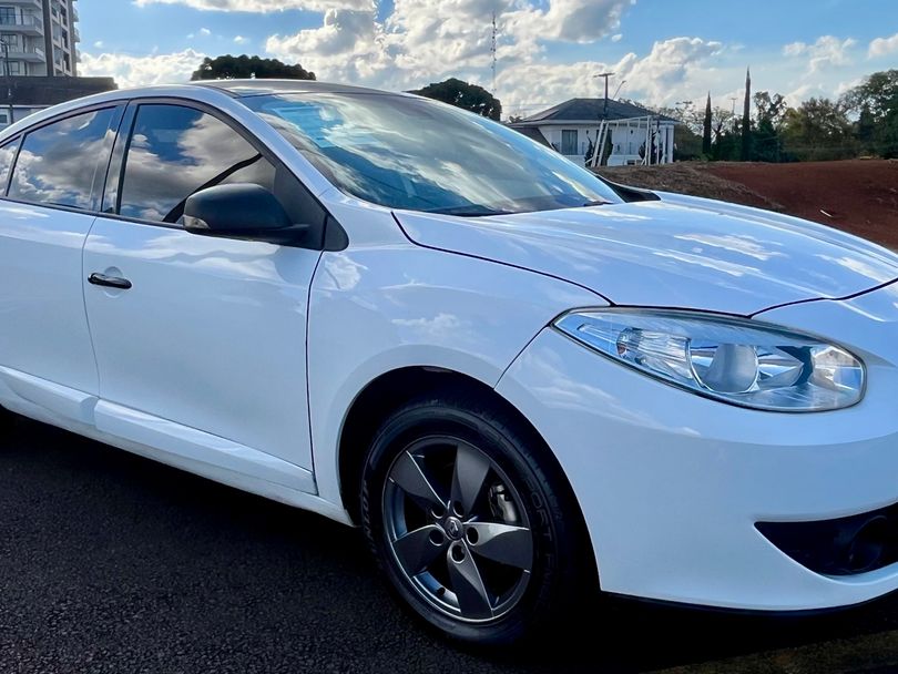 Renault FLUENCE Sed. Dynamique 2.0 16V FLEX Aut.