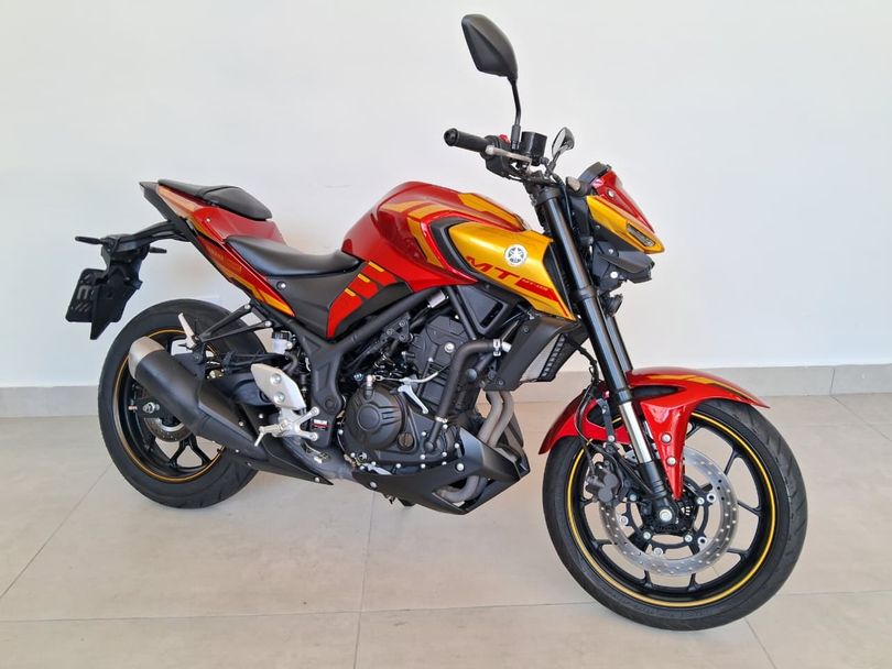 YAMAHA MT-03 321 ABS Homem de Ferro