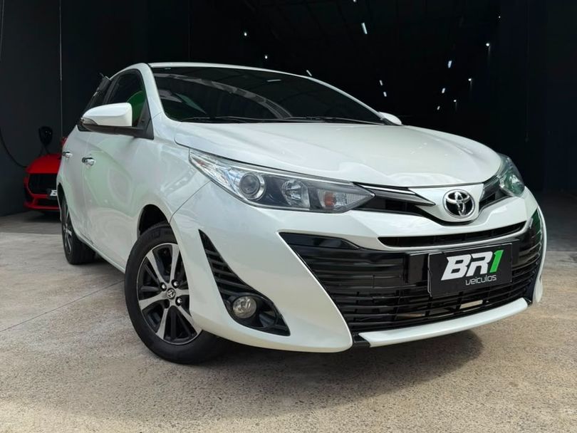 Toyota YARIS XLS Sedan 1.5 Flex 16V 4p Aut.