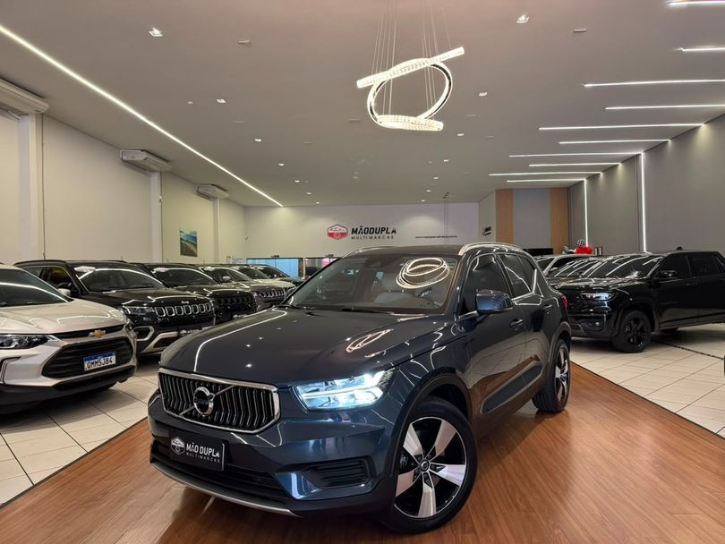 Volvo XC 40 T-5 INSCRIPTION 1.5 FWD (Híbrido)