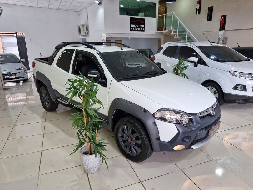 Fiat Strada Adv.1.8 16V Dualogic Flex CD