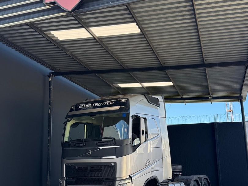 VOLVO FH-540 GLOBETROTTER 6x4 2p (diesel) (E5)