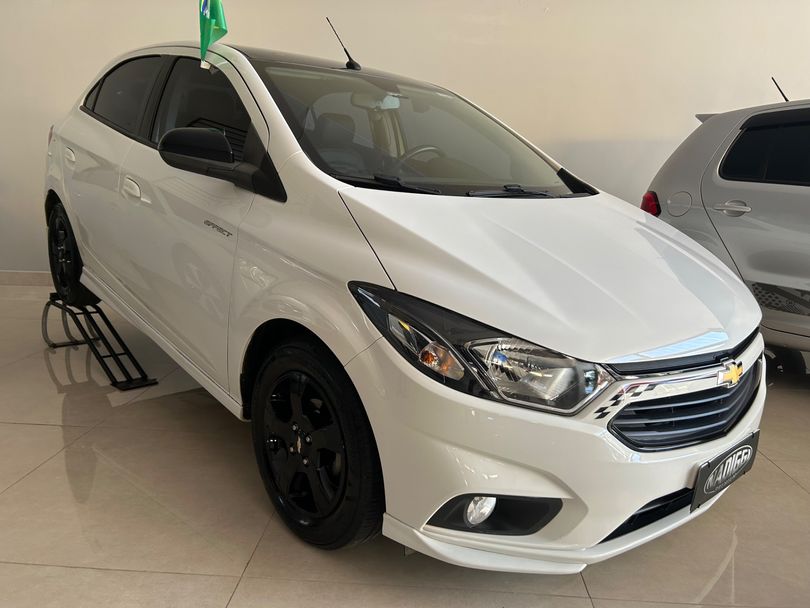 Chevrolet ONIX HATCH EFFECT 1.4 8V F.Power 5p Mec.