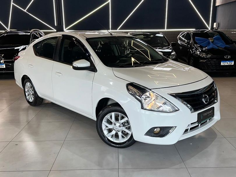 Nissan VERSA SV 1.6 16V FlexStart 4p Mec.