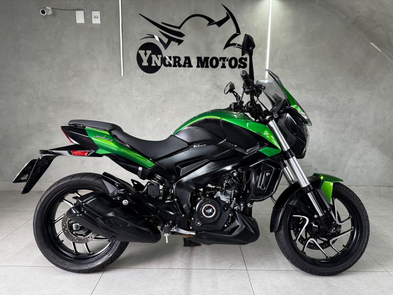 BAJAJ DOMINAR 400 