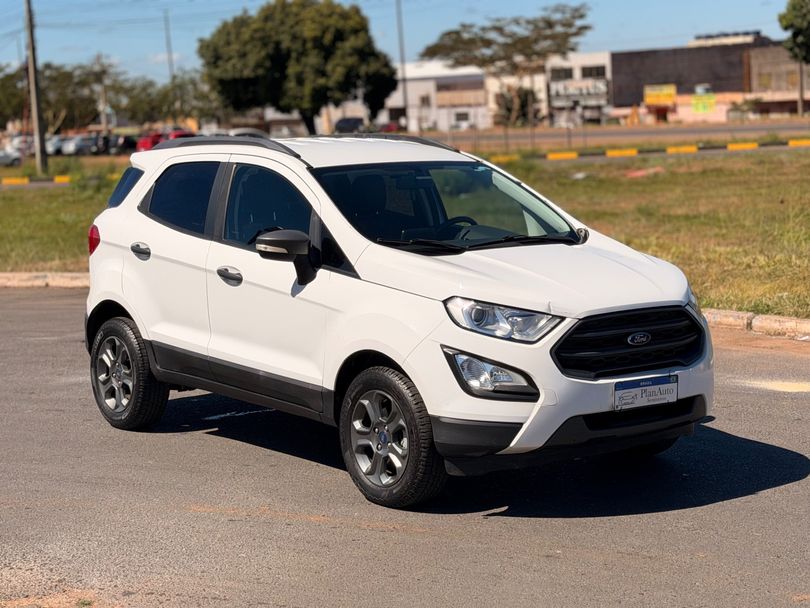 Ford EcoSport FREESTYLE 1.5 12V Flex 5p Mec.