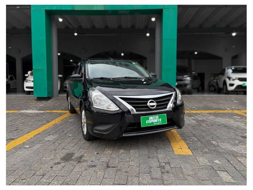 Nissan VERSA 1.0 12V FlexStart 4p Mec.