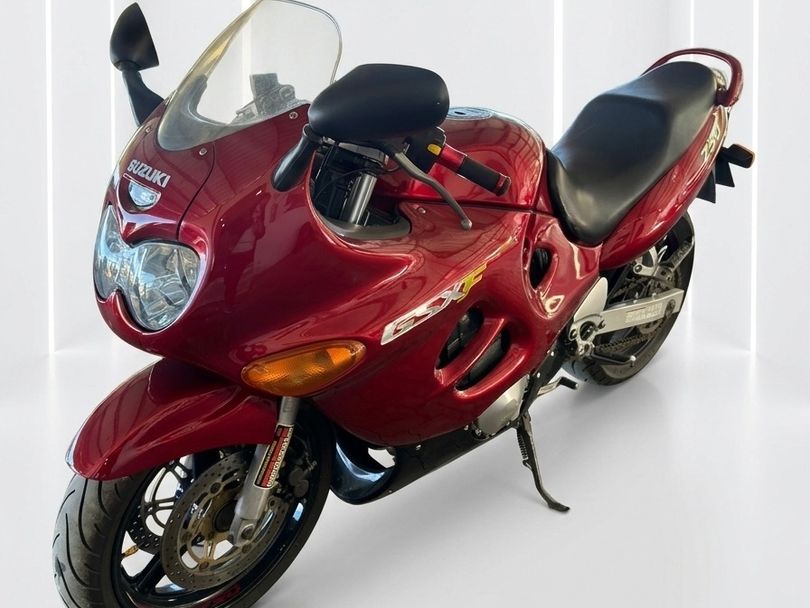 SUZUKI GSX 750 F