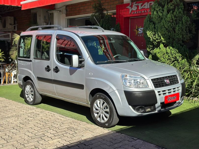 Fiat Doblo ESSENCE 1.8 Flex 16V 5p