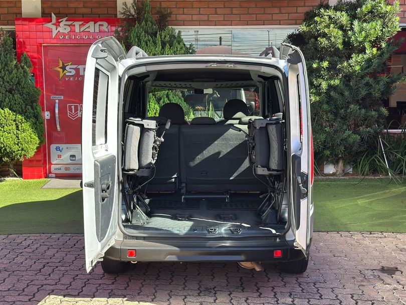 Fiat Doblo ESSENCE 1.8 Flex 16V 5p