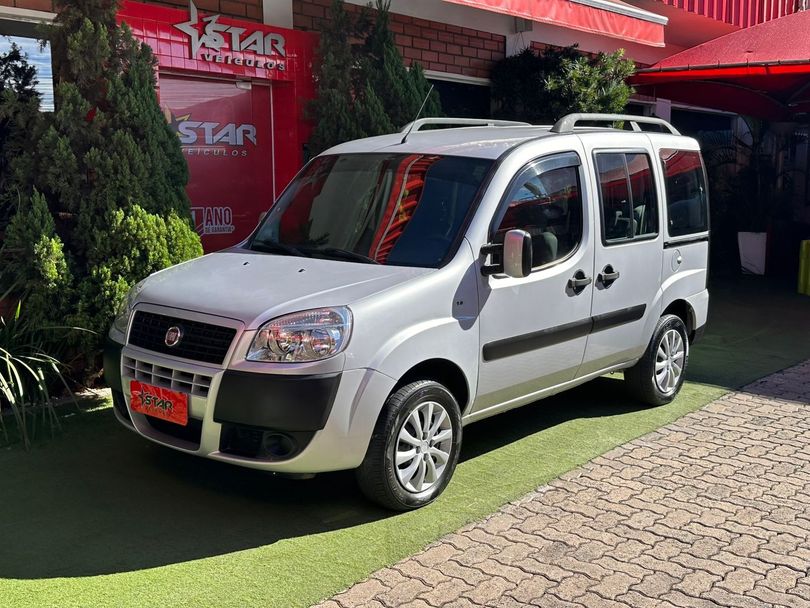Fiat Doblo ESSENCE 1.8 Flex 16V 5p
