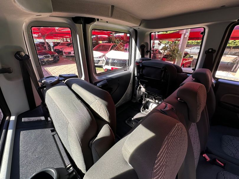 Fiat Doblo ESSENCE 1.8 Flex 16V 5p
