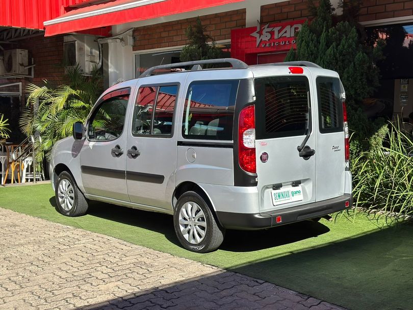 Fiat Doblo ESSENCE 1.8 Flex 16V 5p