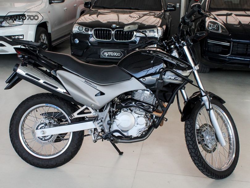 HONDA NX-4 FALCON 400