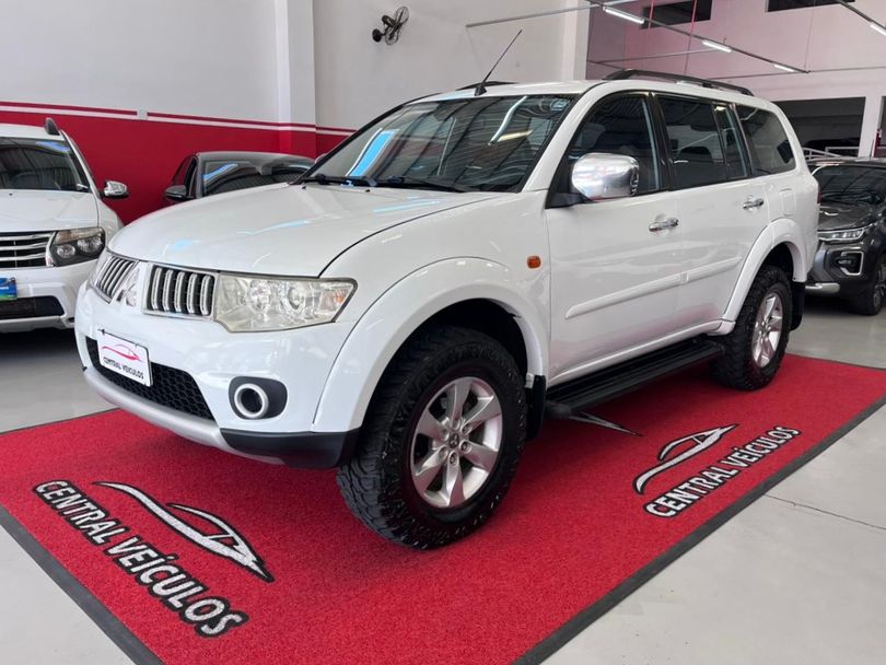 Mitsubishi Pajero DAKAR HPE 3.2 4x4 T.I Dies 5p Aut
