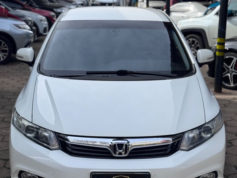Honda Civic Sedan LXR 2.0 Flexone 16V Aut. 4p