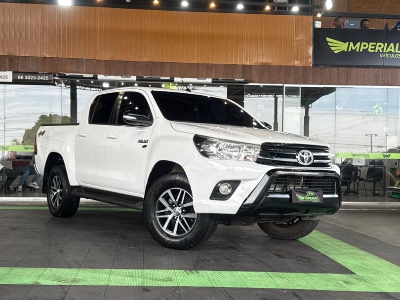 Toyota Hilux CD SRV 4x4 2.7 Flex 16V Aut.