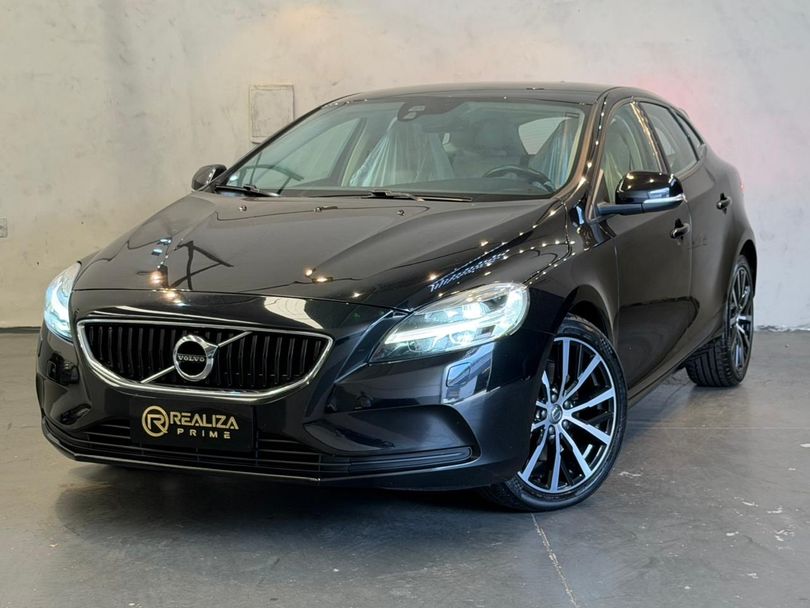 Volvo V40 T-4 MOMENTUM 2.0 Aut.