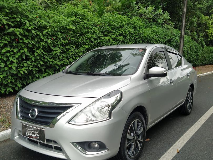 Nissan VERSA SL 1.6 16V FlexStart 4p Aut.