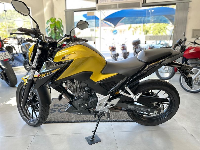 HONDA CB 300F Twister Flex