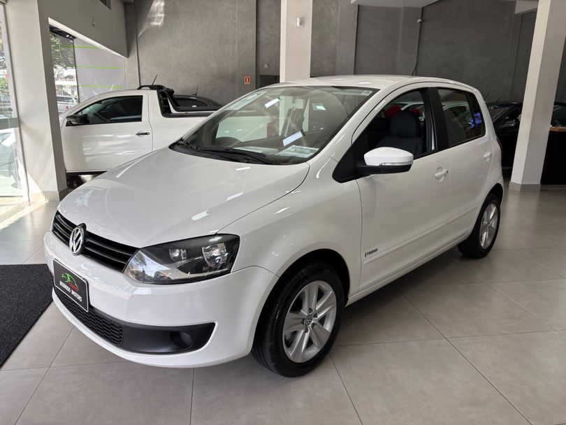 VolksWagen Fox 1.6 Mi Total Flex 8V 5p