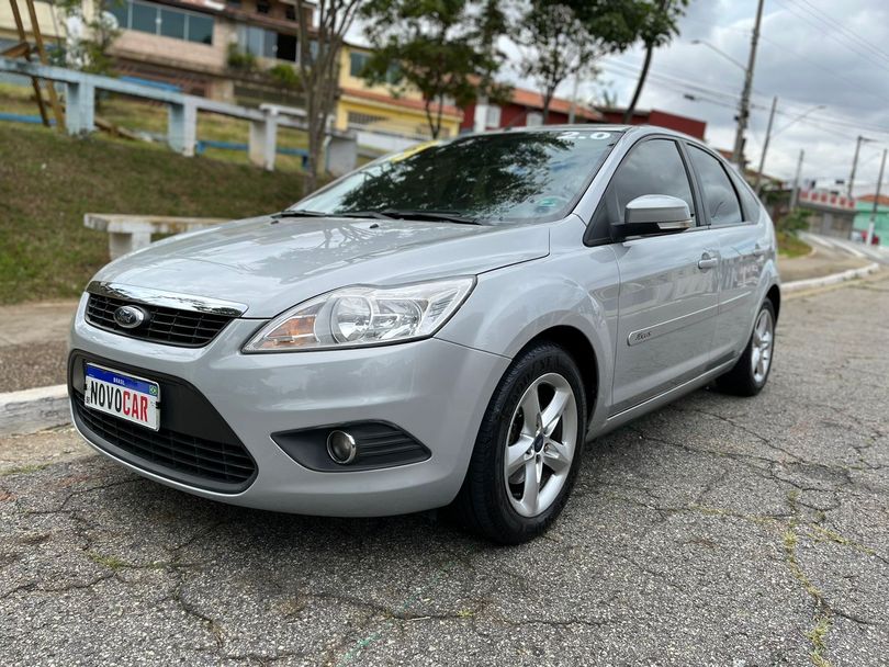 Ford Focus 2.0 16V/SE/SE Plus Flex 5p Aut.