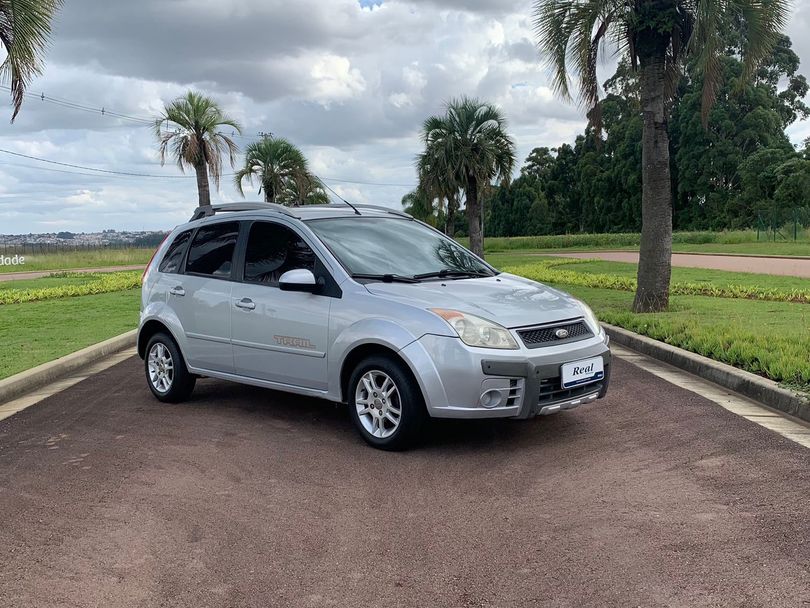 Ford Fiesta TRAIL 1.0 8V Flex 5p