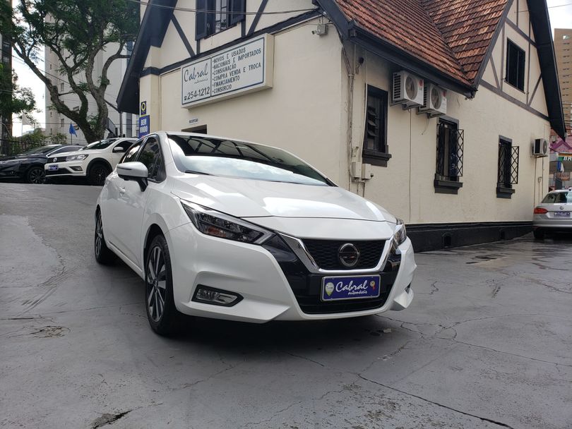 Nissan VERSA Exclusive 1.6 16V Flex Aut.