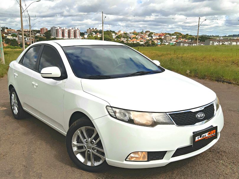 Kia Motors Cerato 1.6 16V Aut.