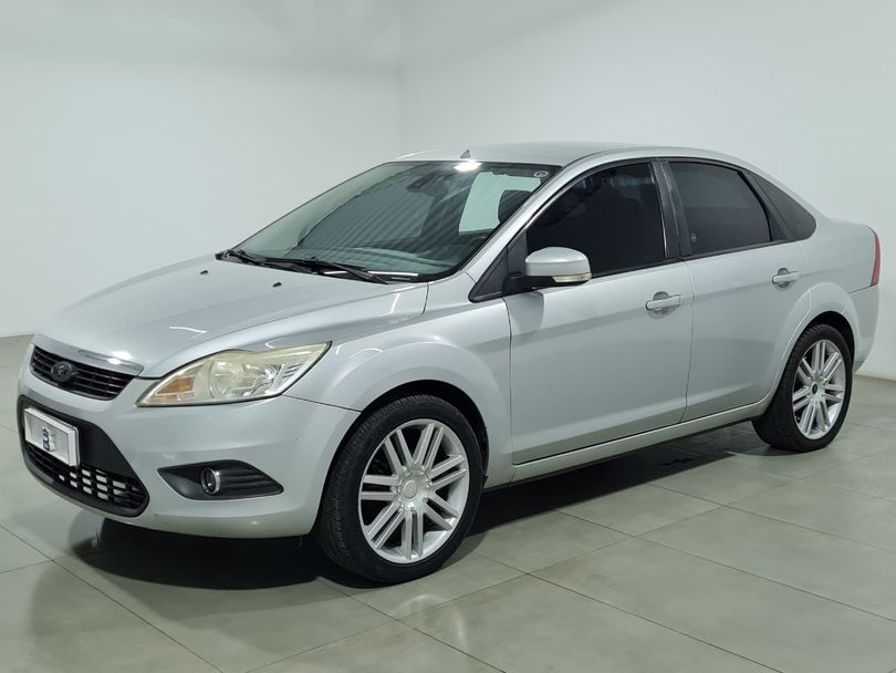 Ford Focus Sedan 2.0 16V/2.0 16V Flex 4p Aut.