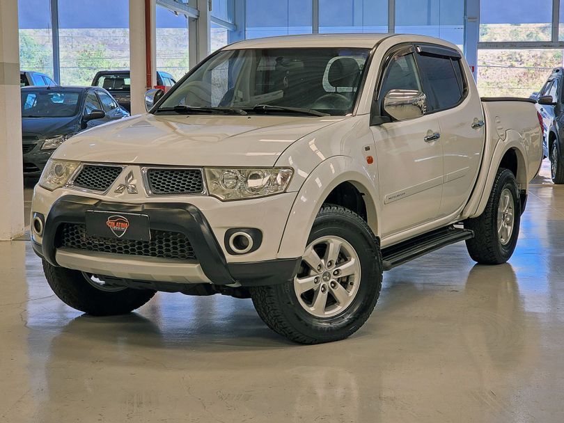 Mitsubishi L200 Triton HPE 3.2 CD TB Int.Diesel Mec