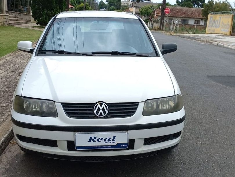VolksWagen Gol 1000 Mi 16V/ Ouro 4p