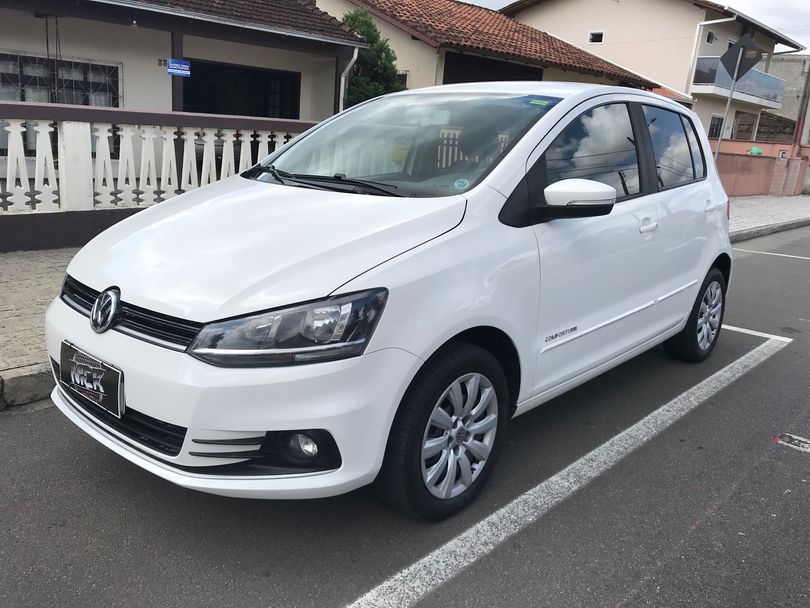 VolksWagen Fox Comfortline 1.0 Flex 12V 5p